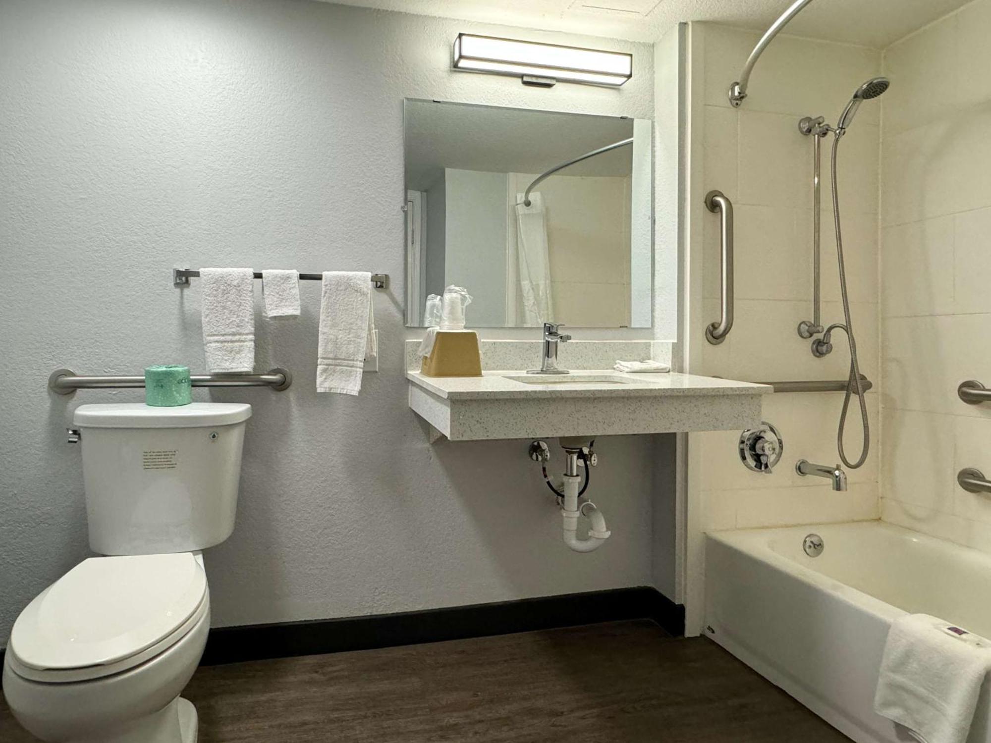 Motel 6 Huntsville Al University Dr. Ngoại thất bức ảnh