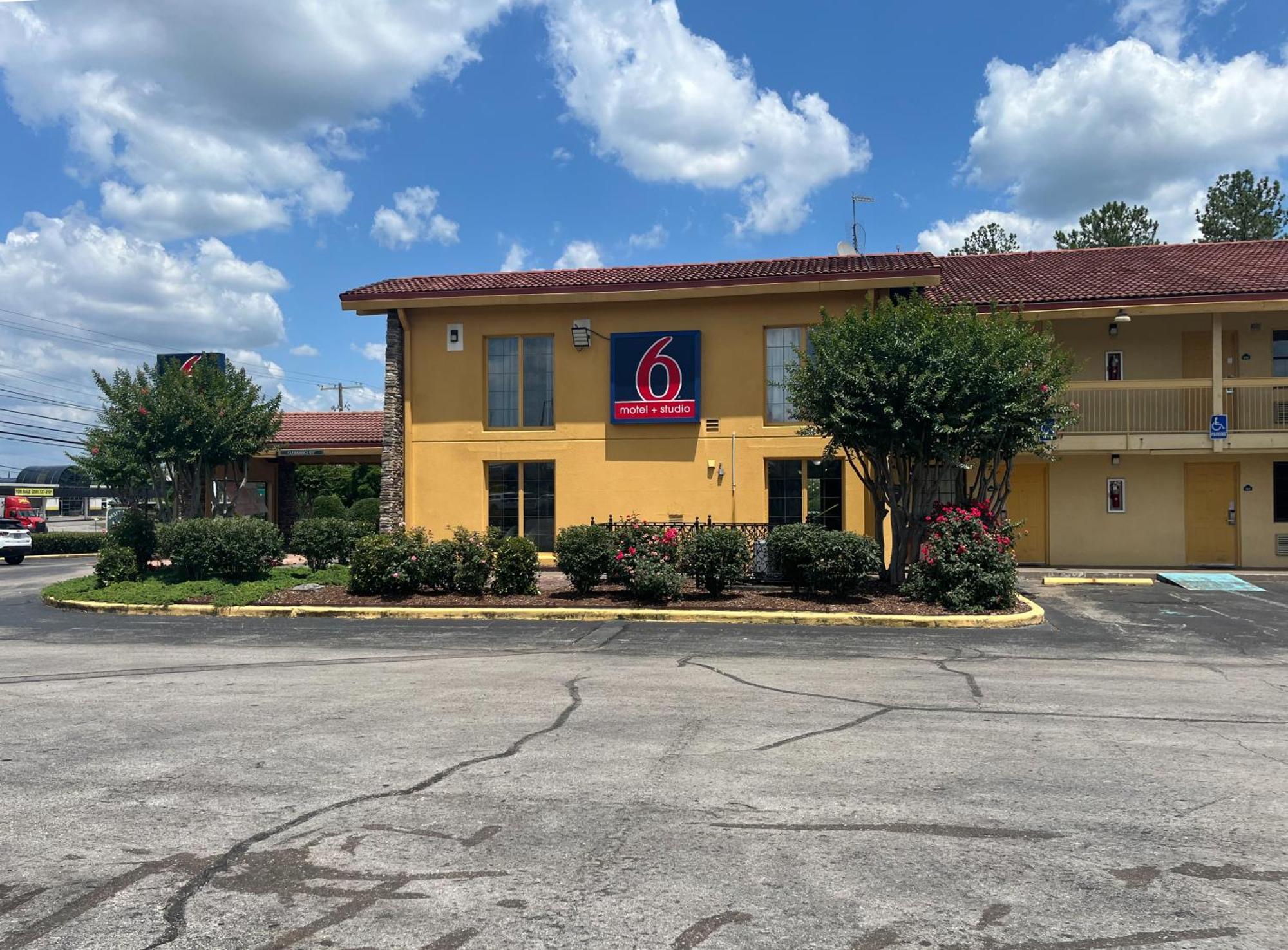 Motel 6 Huntsville Al University Dr. Ngoại thất bức ảnh